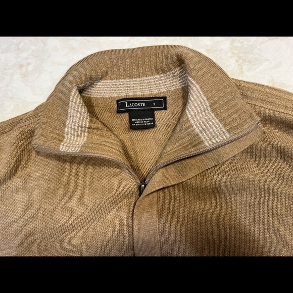 Slightly used Lacoste sweater in khaki color - Picture 1 of 4
